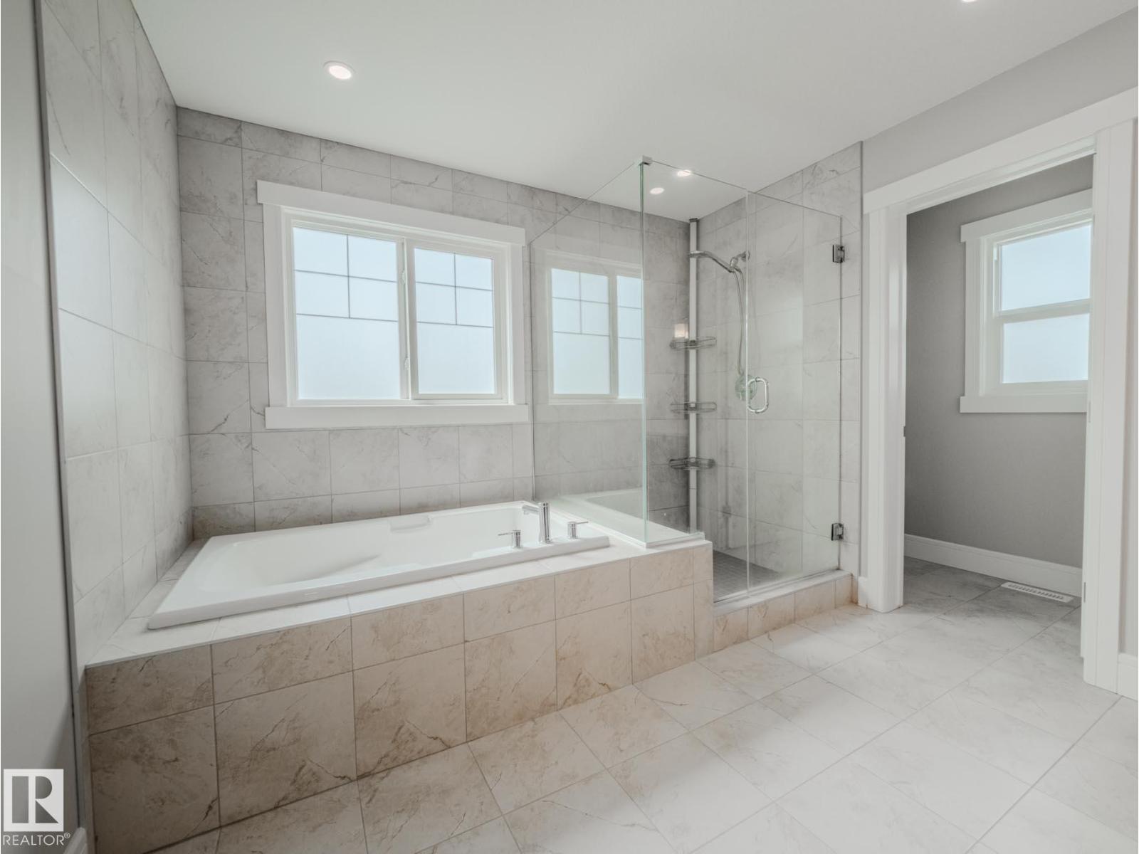 9756 222 ST NW - 41