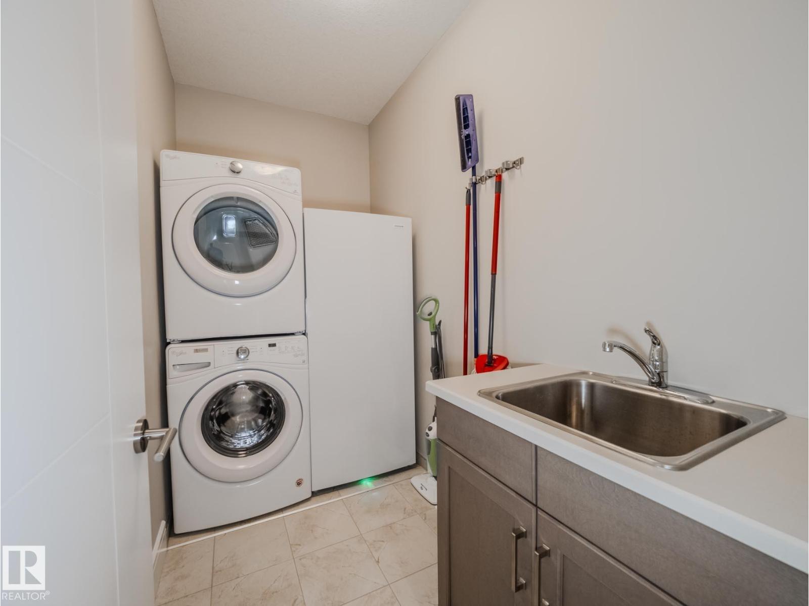 9756 222 ST NW - 6