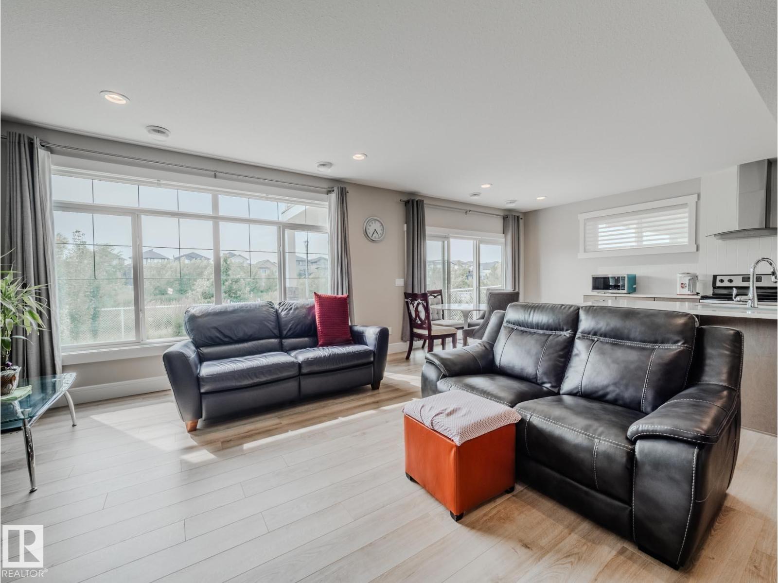 9756 222 ST NW - 61