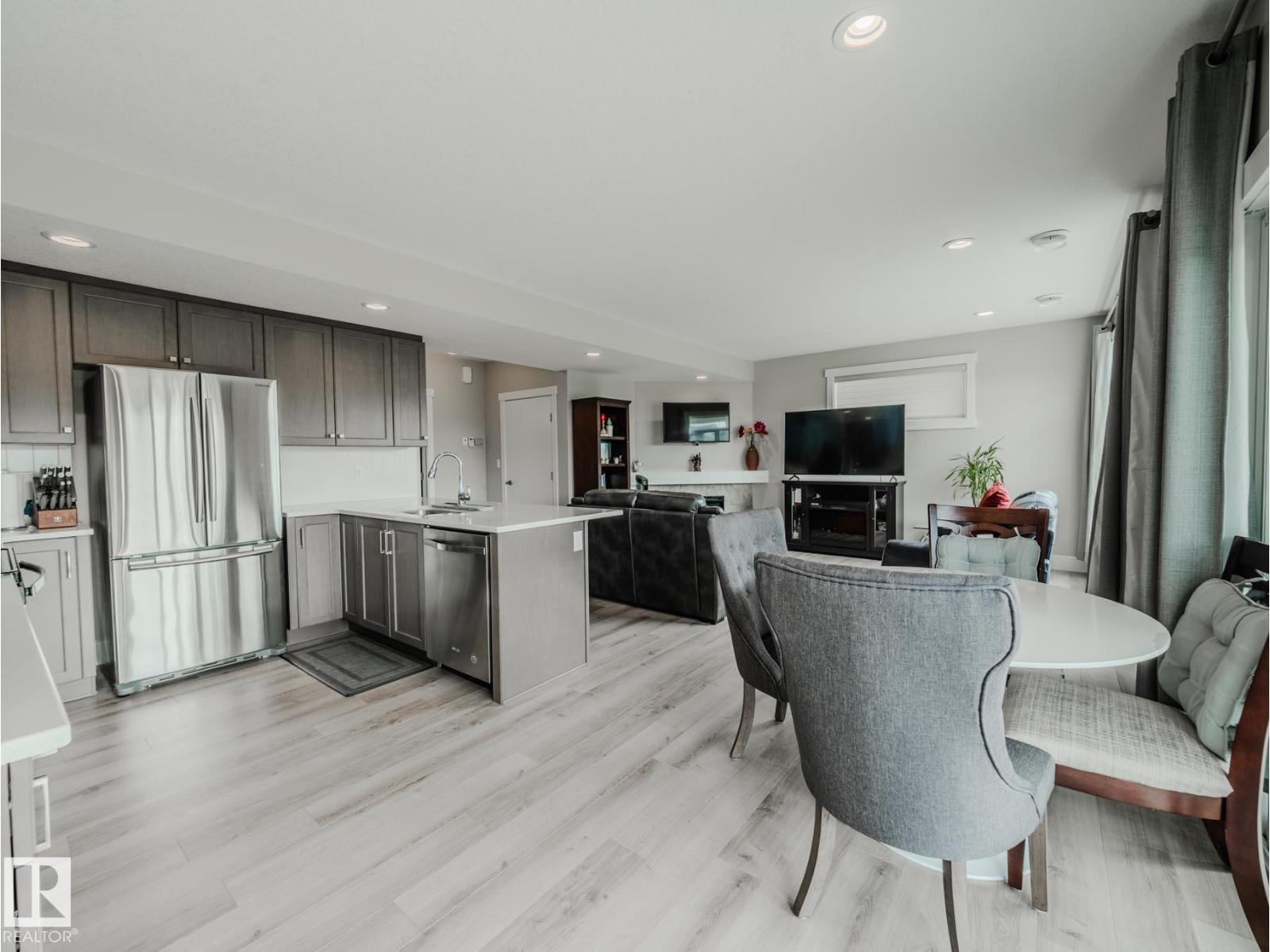 9756 222 ST NW - 62