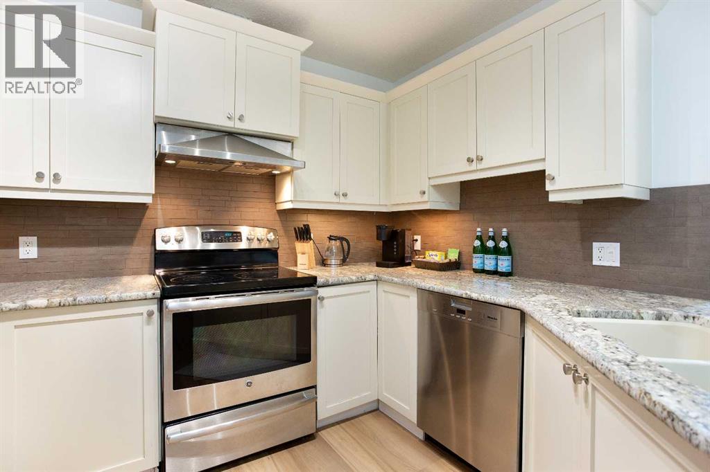 Single Family House Multi-level for Sale in    Avenue SW Beltline Calgary 