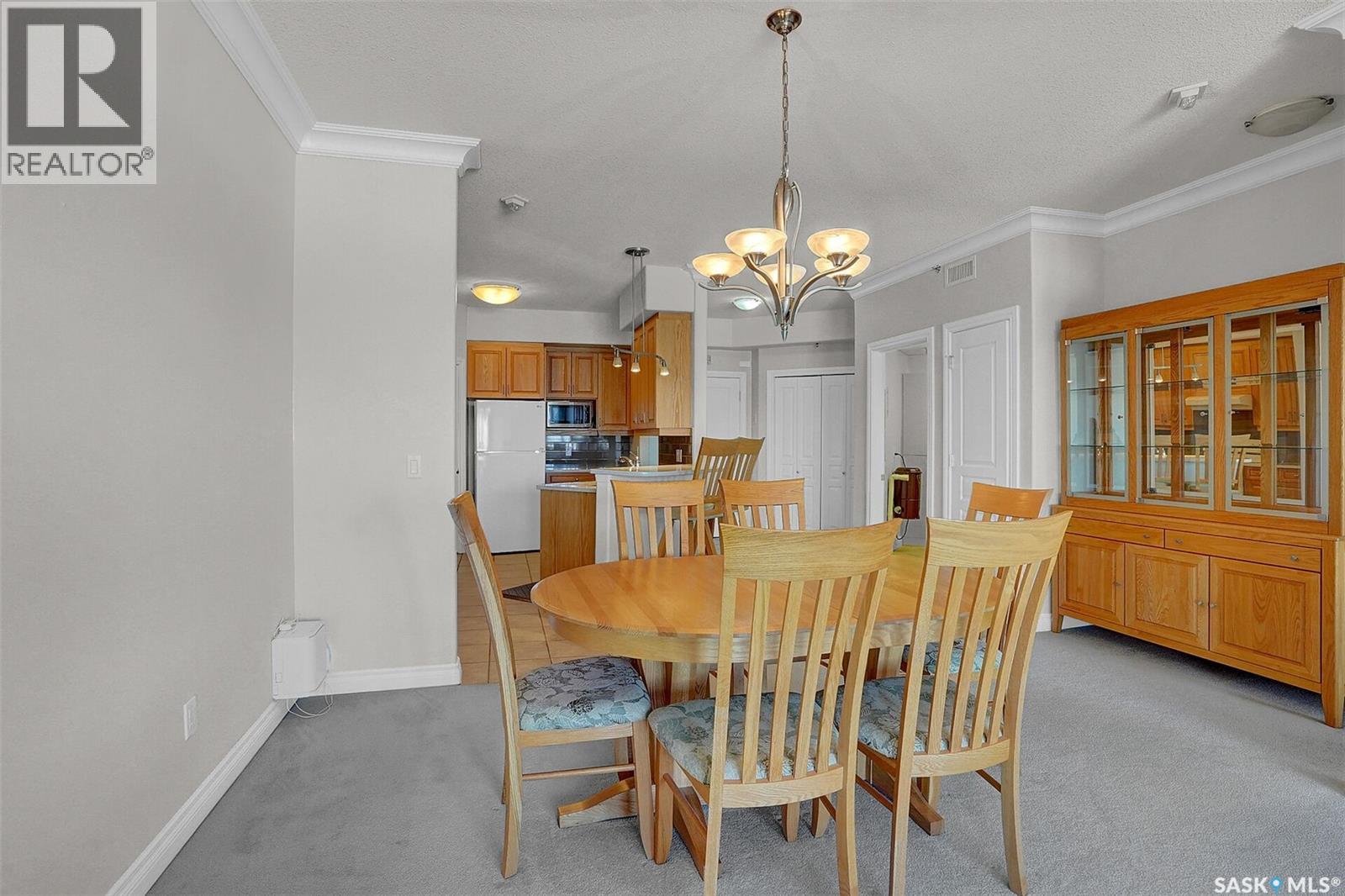 Single Family House High rise for Sale in   Renfrew CRESCENT E Regina 