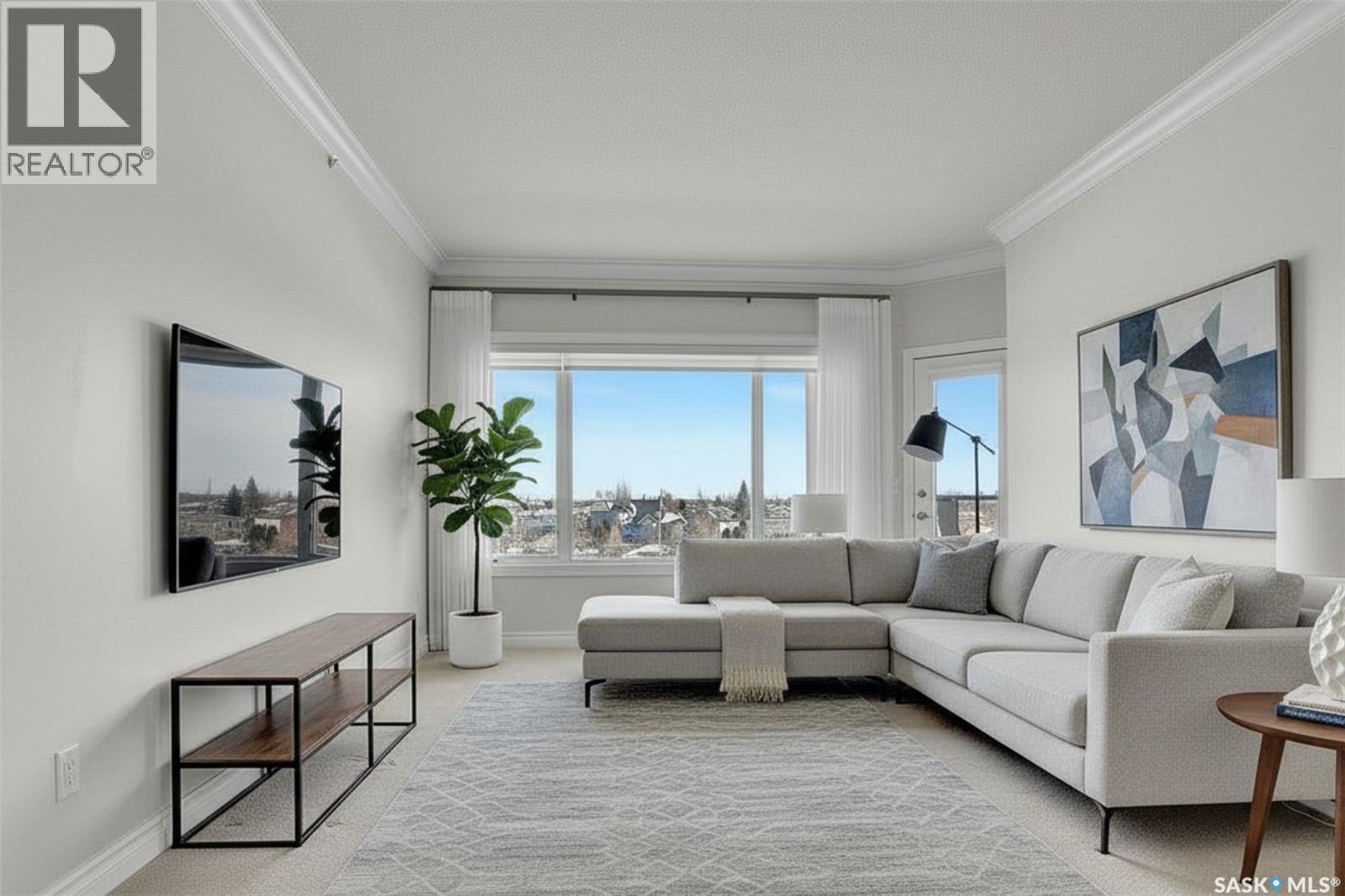 Single Family House High rise for Sale in   Renfrew CRESCENT E Regina 