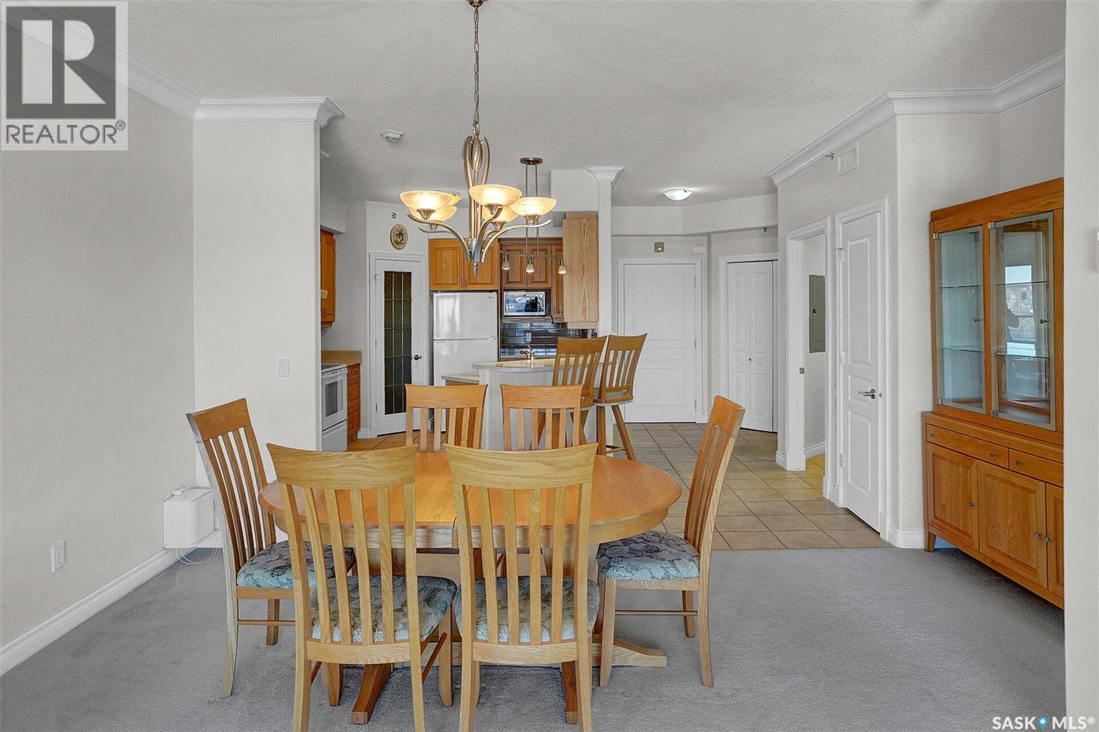 Single Family House High rise for Sale in   Renfrew CRESCENT E Regina 