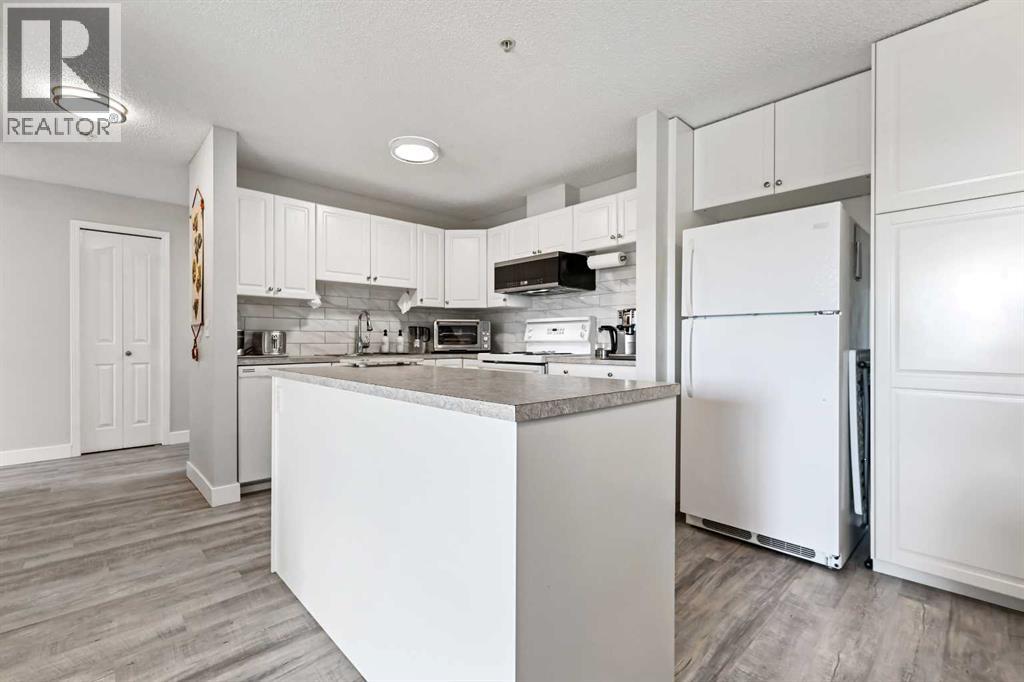 Single Family House for Sale in   Somervale Court SW Somerset Calgary 