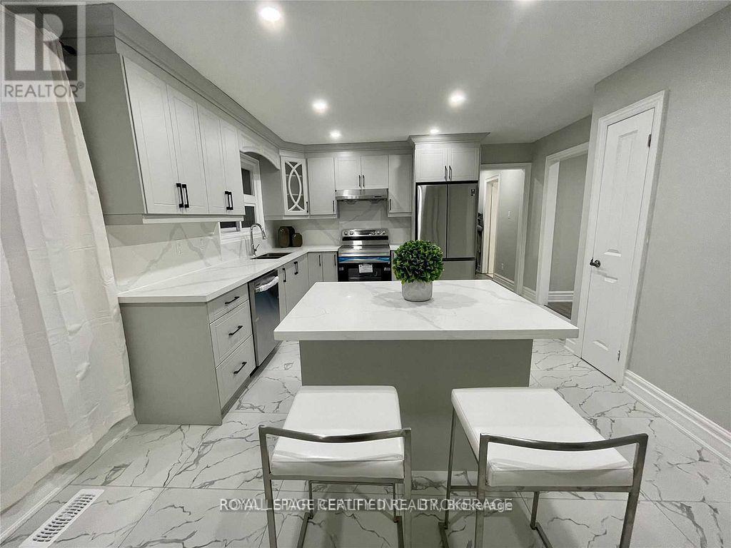 112 JADE CRESCENT - Photo 5 of 19, Brampton (Northgate), Ontario