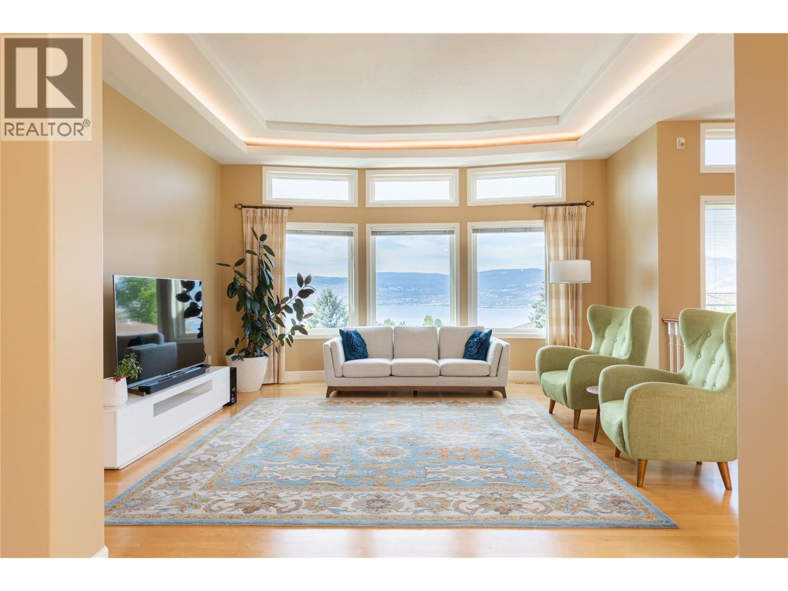 344 Raven Drive, Kelowna