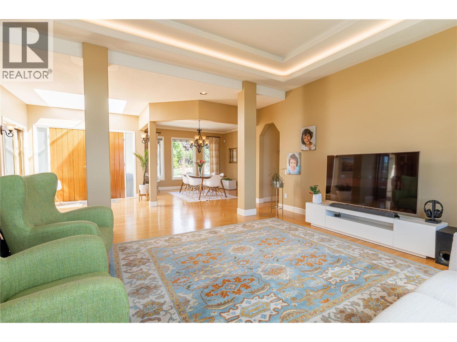 344 Raven Drive, Kelowna