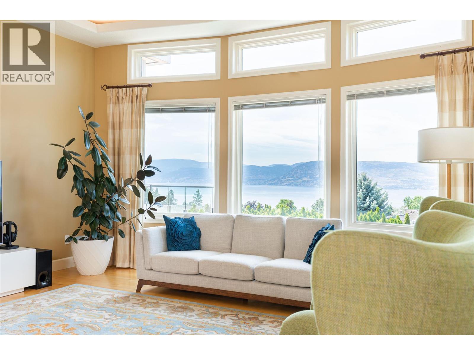 344 Raven Drive, Kelowna