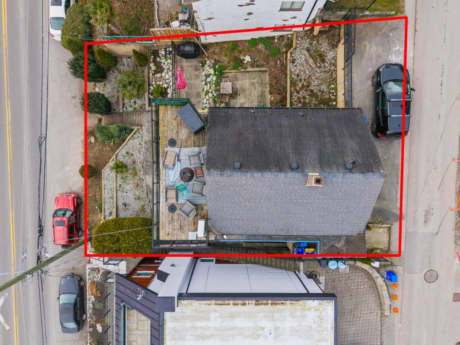 15289 MARINE DRIVE, White Rock