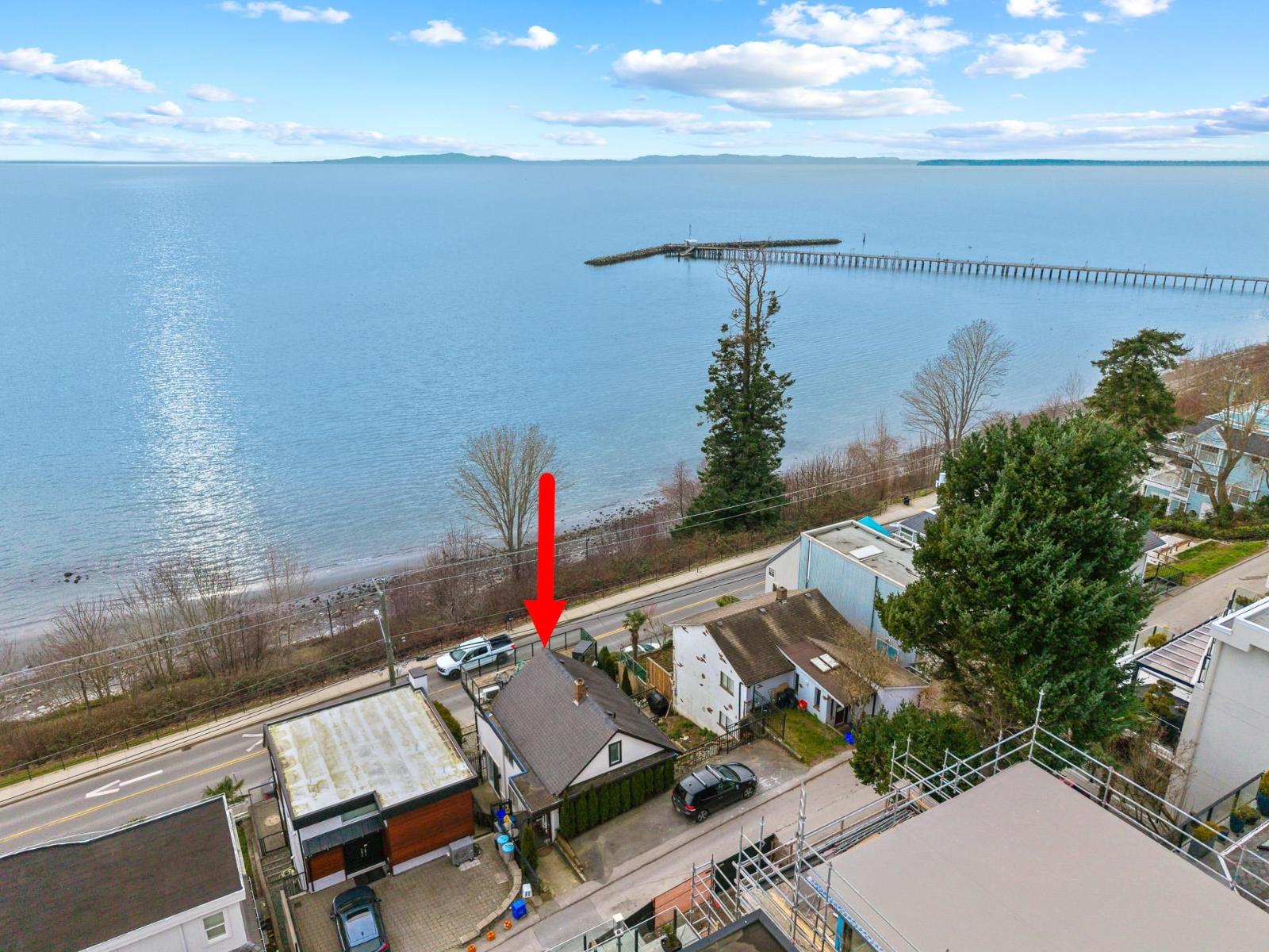 15289 MARINE DRIVE, White Rock