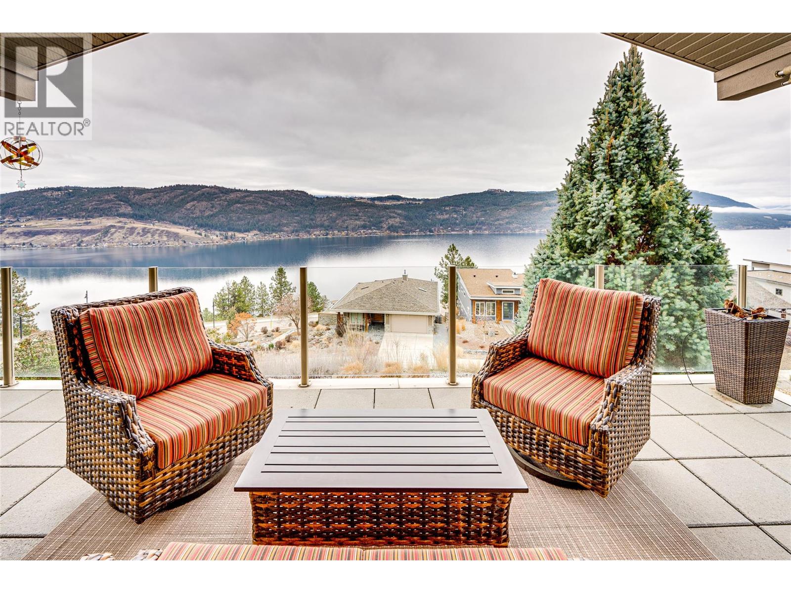 8844 Hampshire Crescent, Vernon