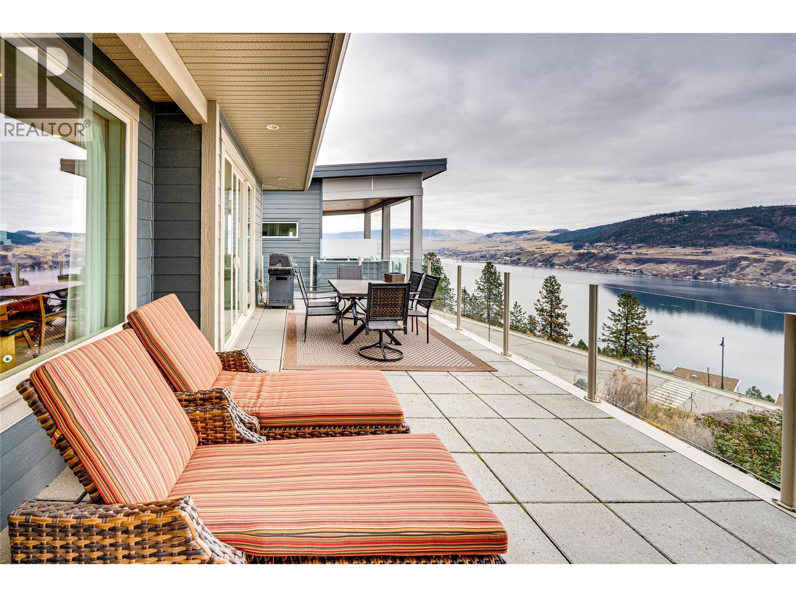 8844 Hampshire Crescent, Vernon