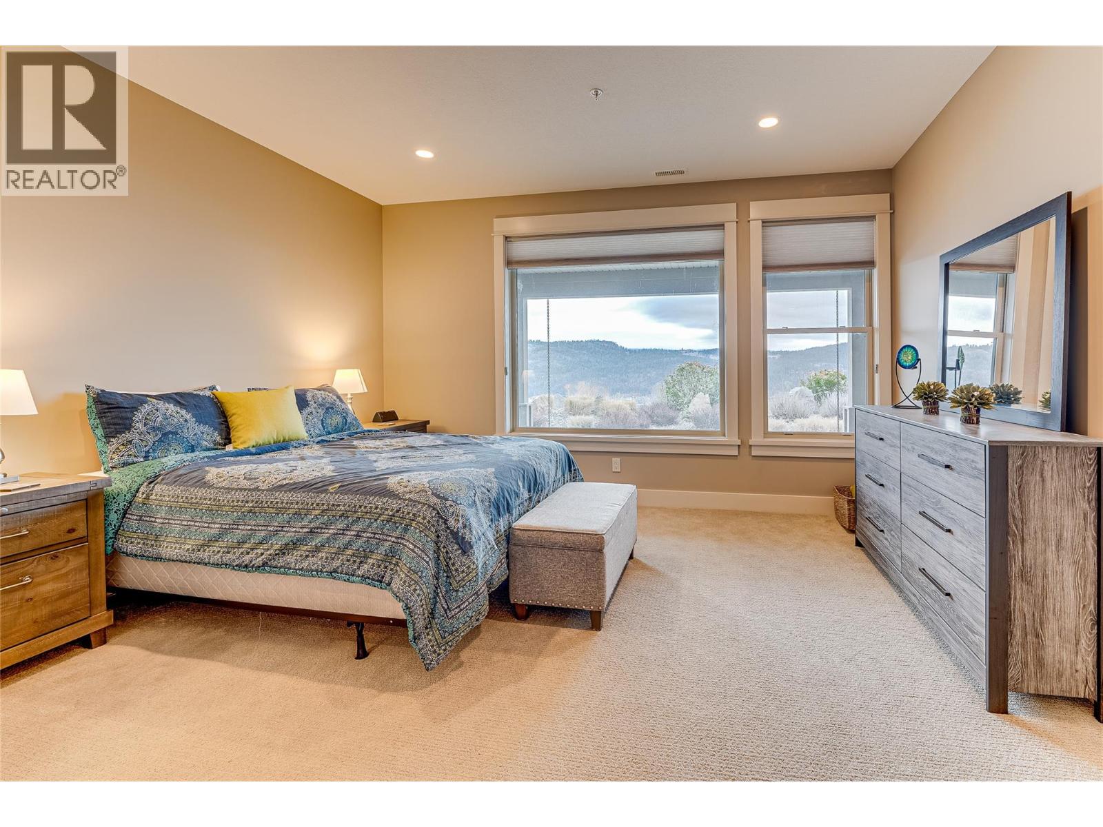 8844 Hampshire Crescent, Vernon