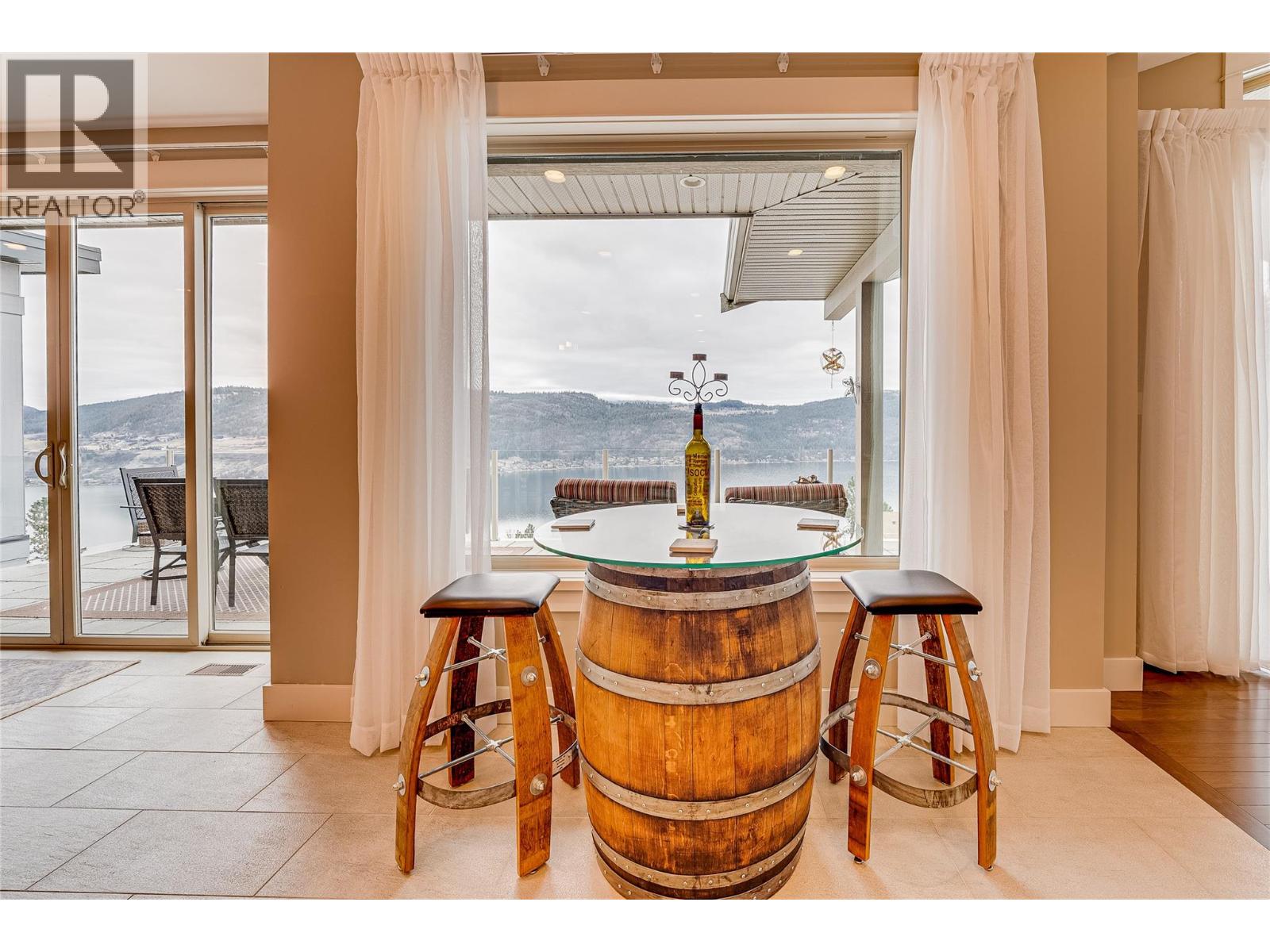 8844 Hampshire Crescent, Vernon