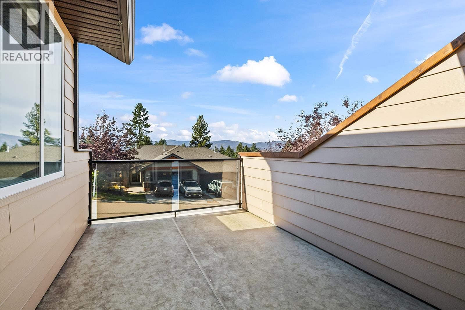  3431 Camelback Drive, Kelowna