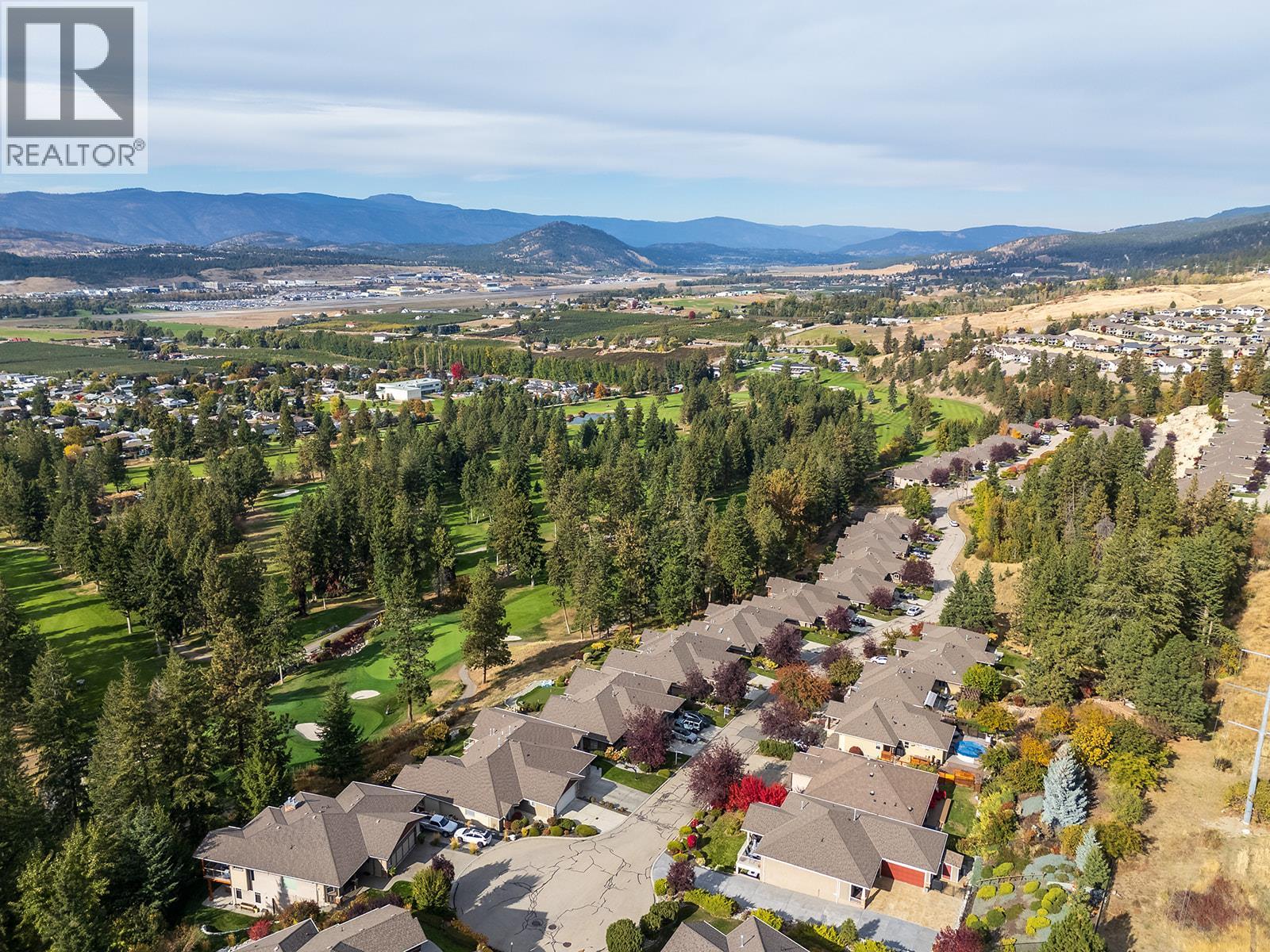  3431 Camelback Drive, Kelowna