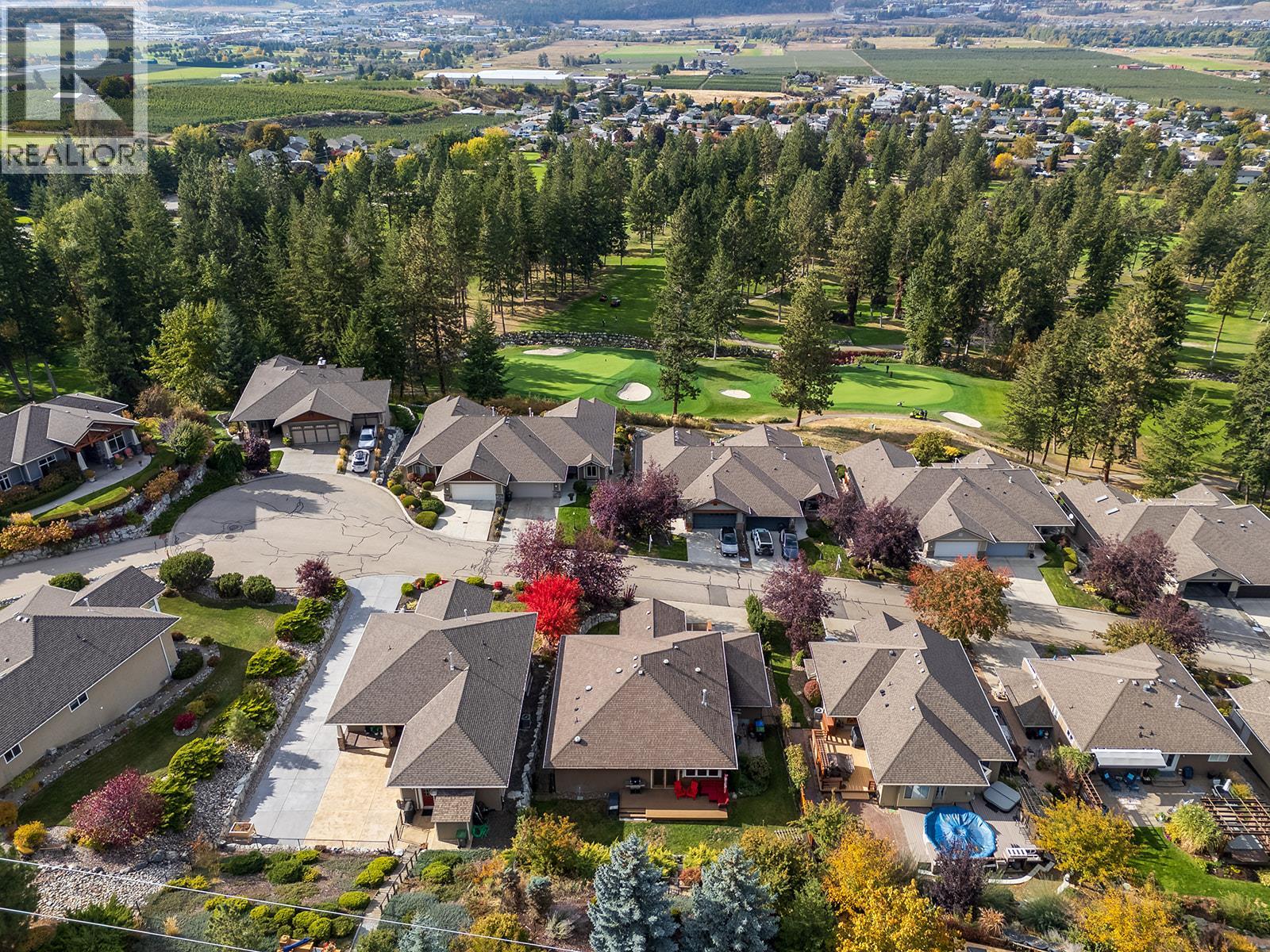  3431 Camelback Drive, Kelowna