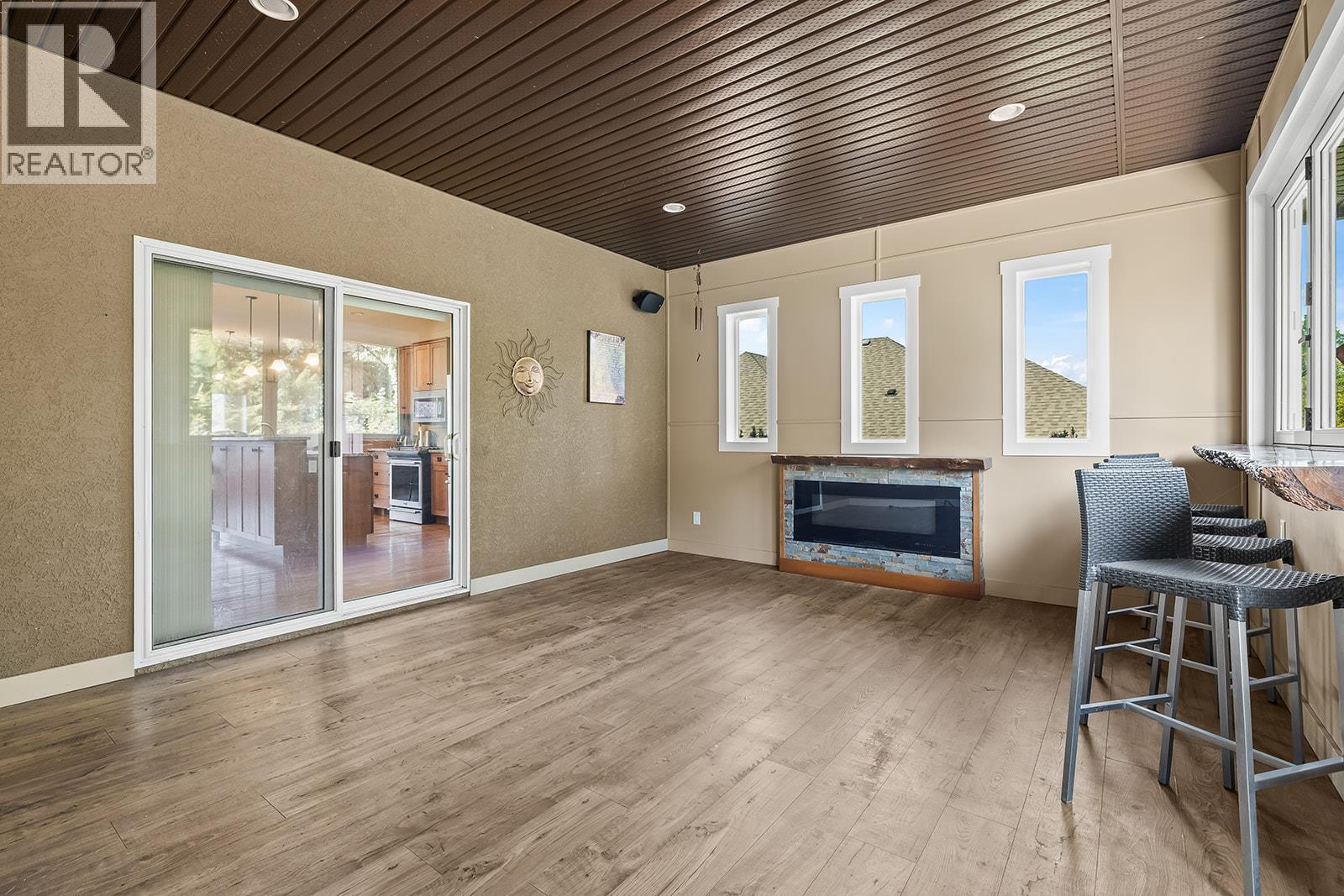  3431 Camelback Drive, Kelowna