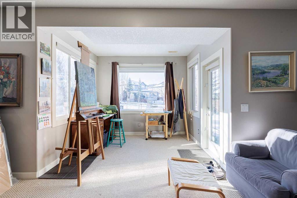 Single Family House for Sale in  Tuscany Estates Crescent NW Tuscany Calgary 