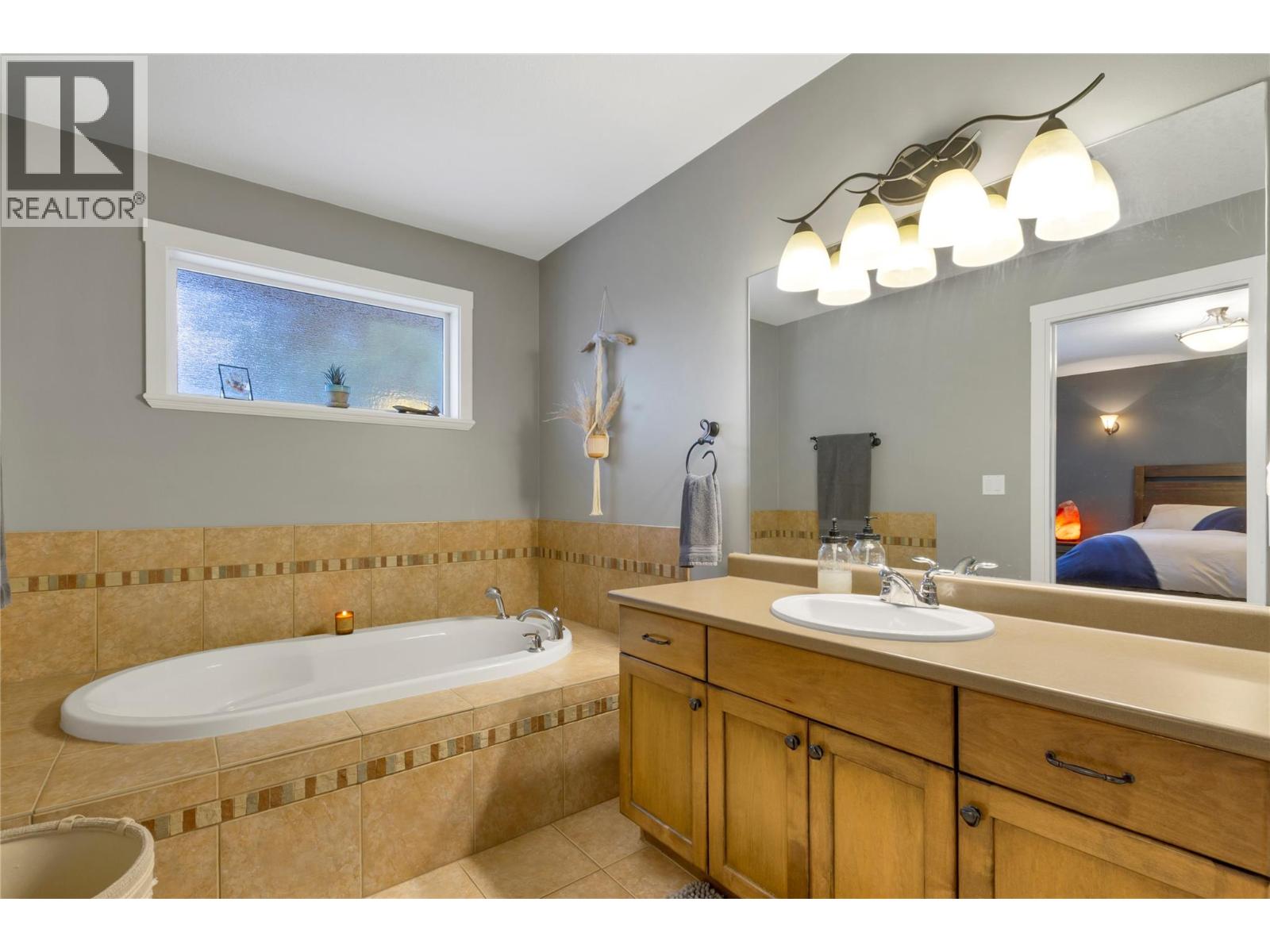 1605 43 Avenue Unit# 1, Vernon