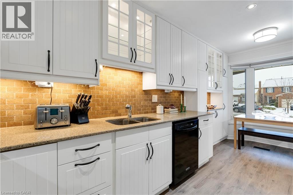 4208 STONEMASON Crescent