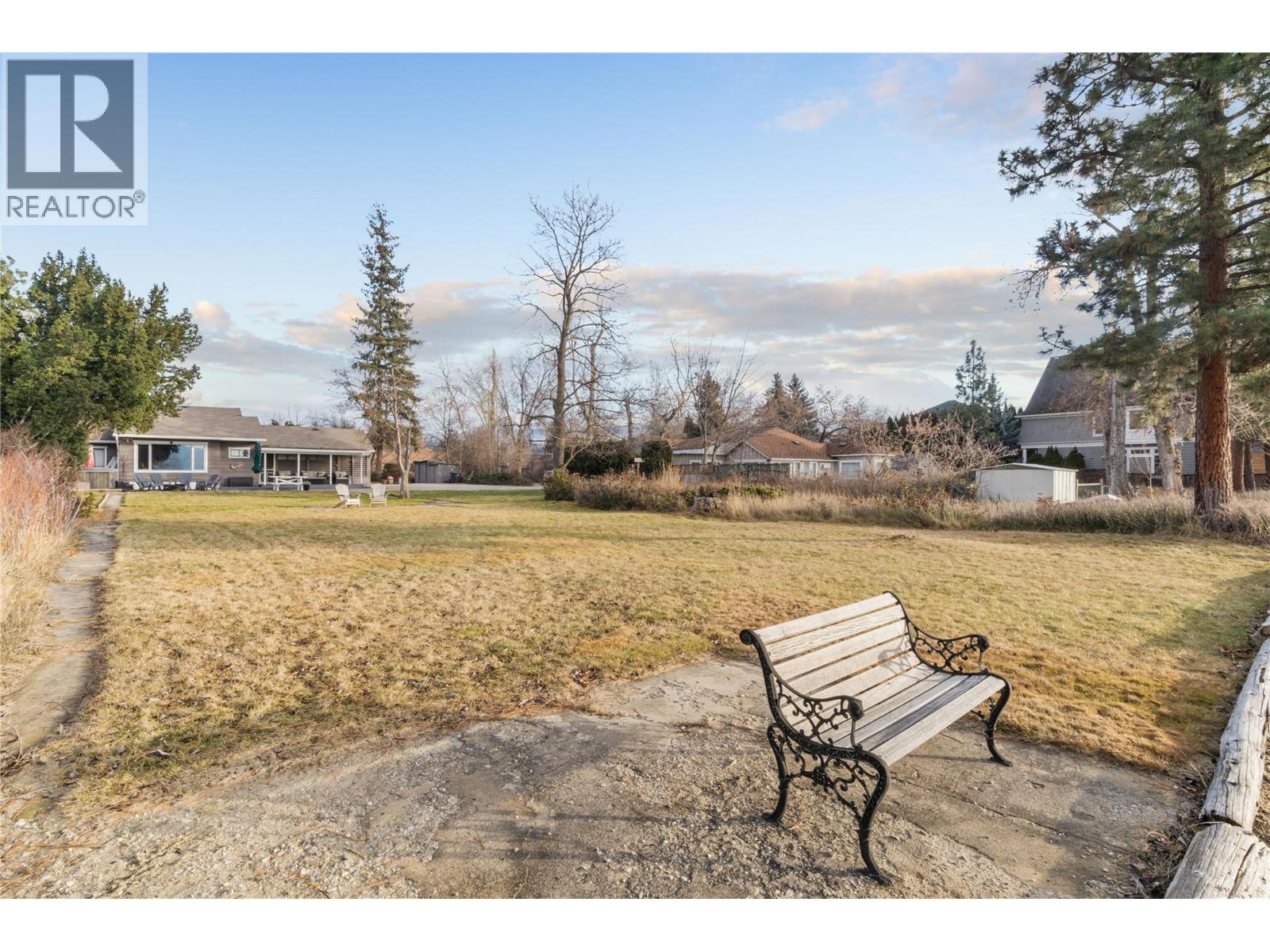  4158 Lakeshore Road, Kelowna