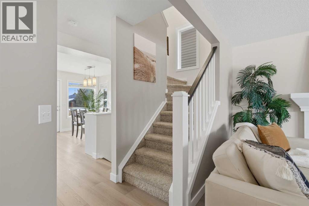 Single Family House for Sale in  Covehaven Court NE Coventry Hills Calgary 