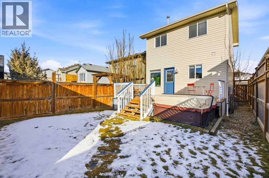 Single Family House for Sale in  Covehaven Court NE Coventry Hills Calgary 