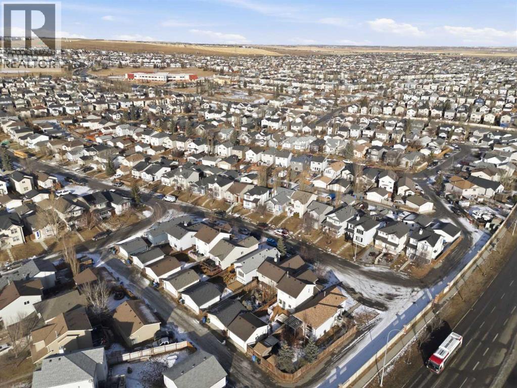 Single Family House for Sale in  Covehaven Court NE Coventry Hills Calgary 