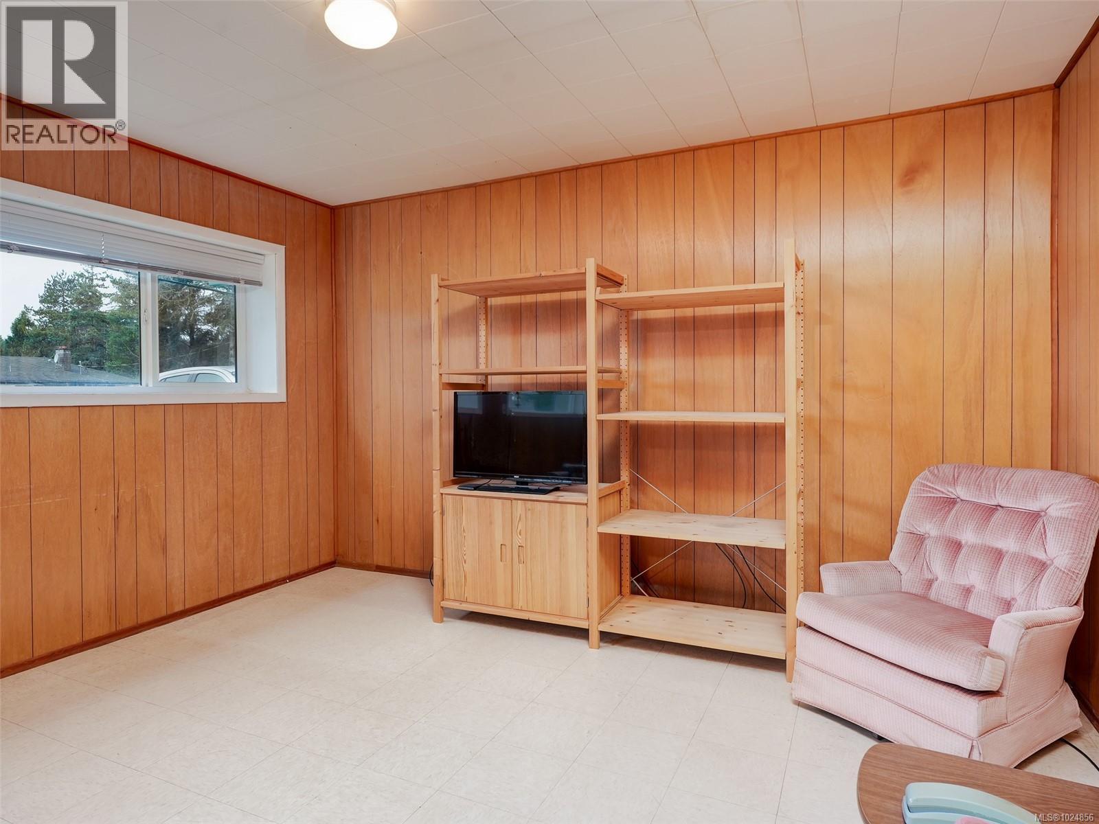  4069 Cedar Hill Cross Road, Saanich