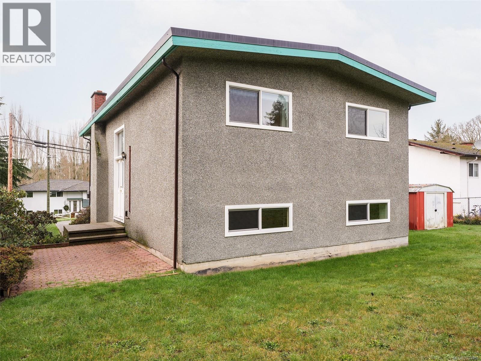  4069 Cedar Hill Cross Road, Saanich