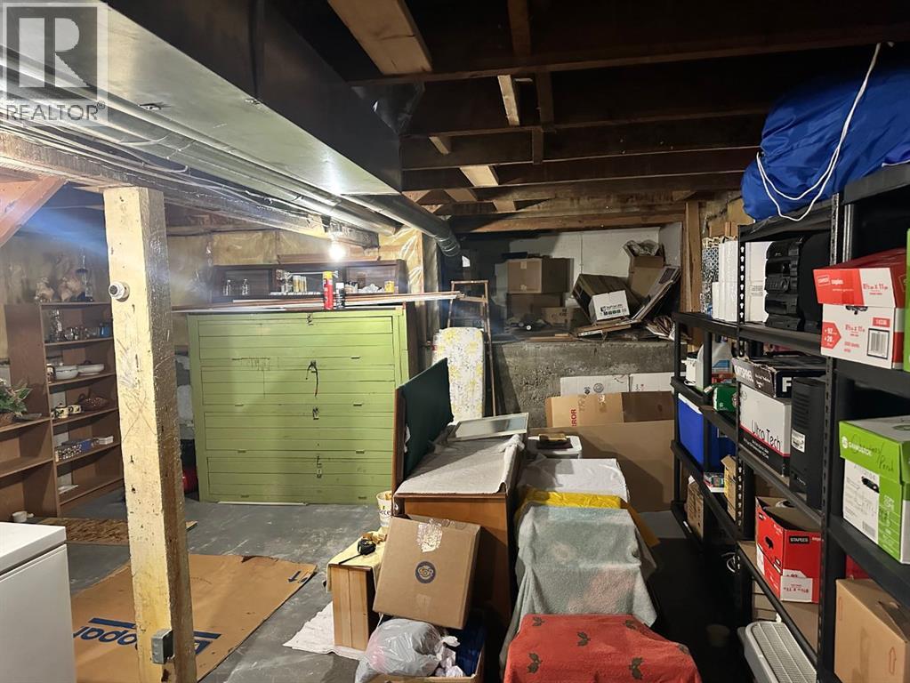 Single Family House for Sale in   Avenue NE Crescent Heights Calgary 