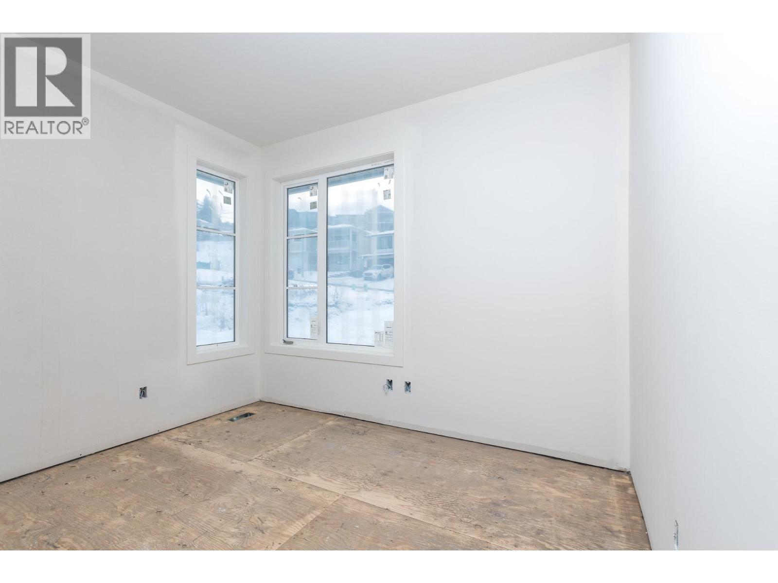 1121 16 Avenue SE, Salmon Arm