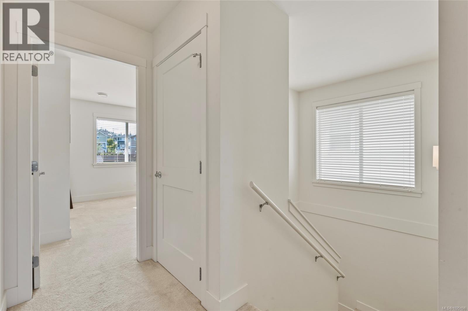 3460 SPARROWHAWK Ave, Colwood