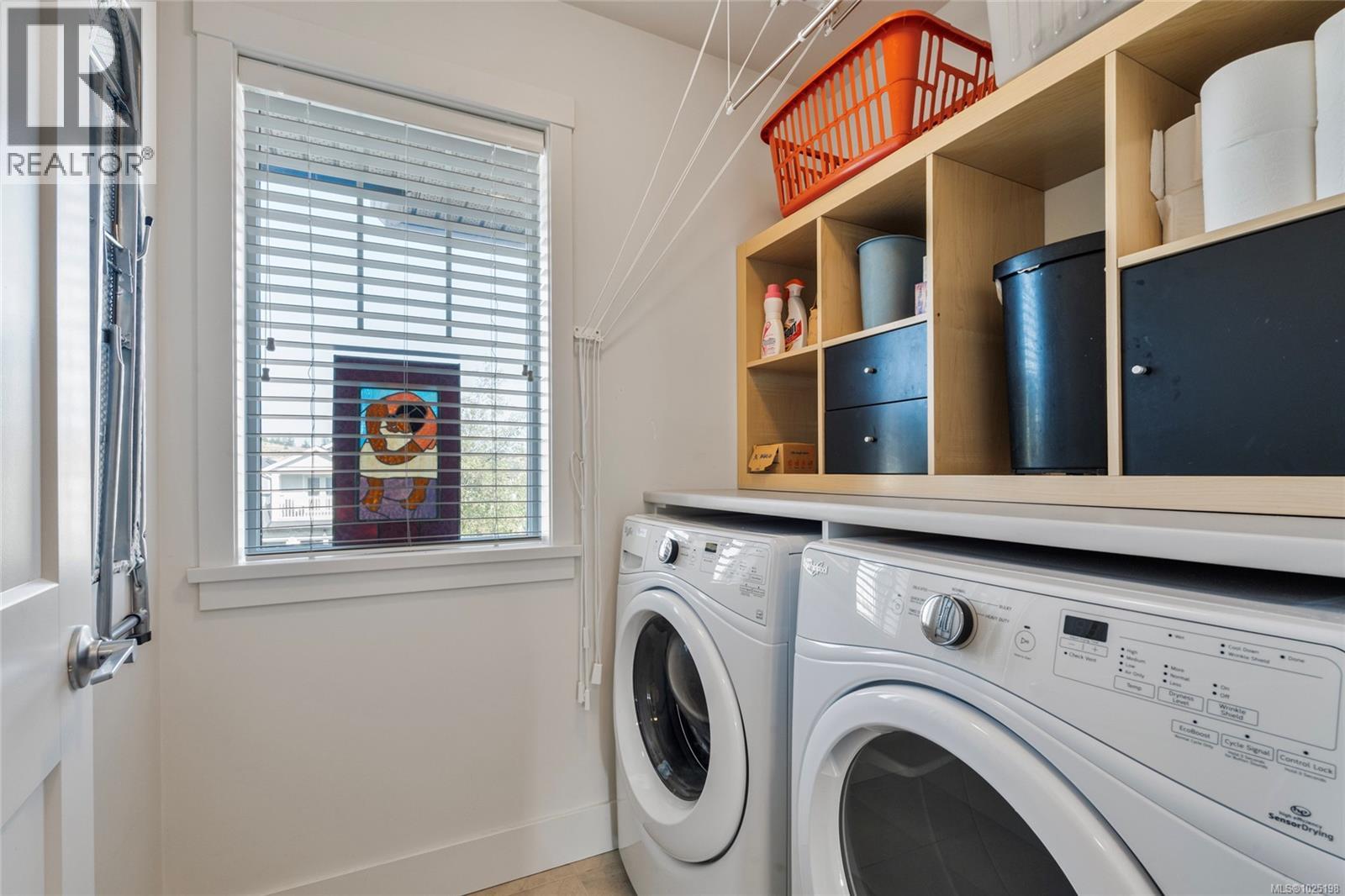 3460 SPARROWHAWK Ave, Colwood