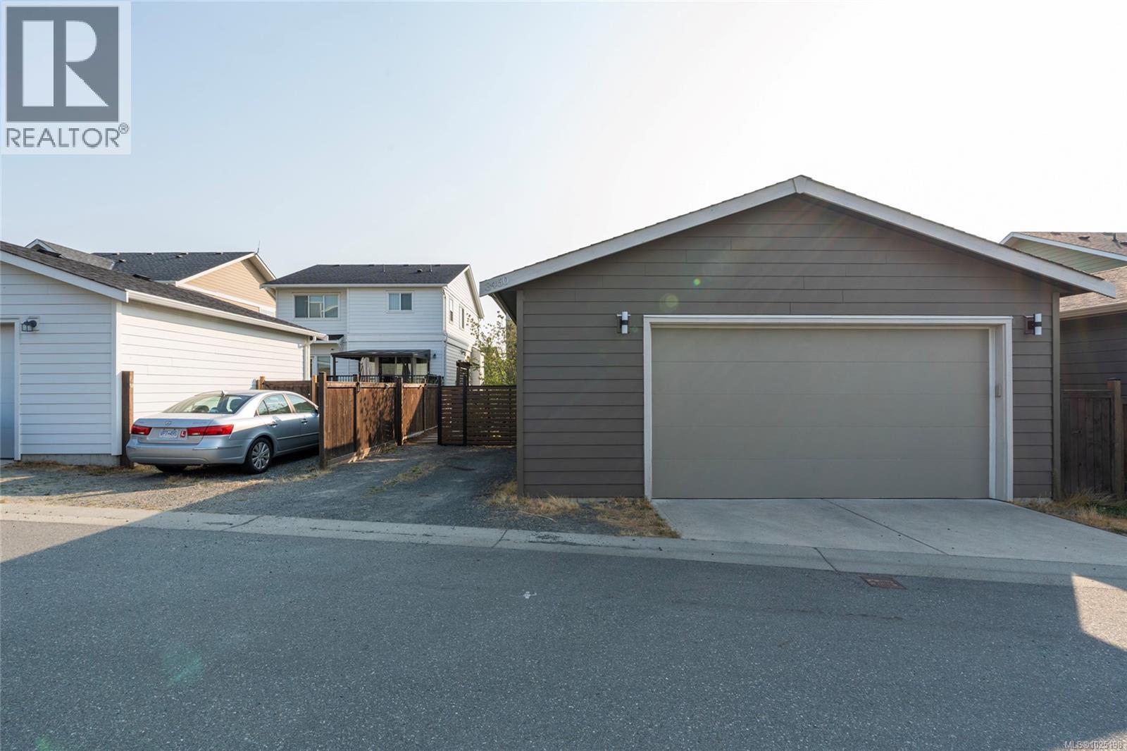 3460 SPARROWHAWK Ave, Colwood