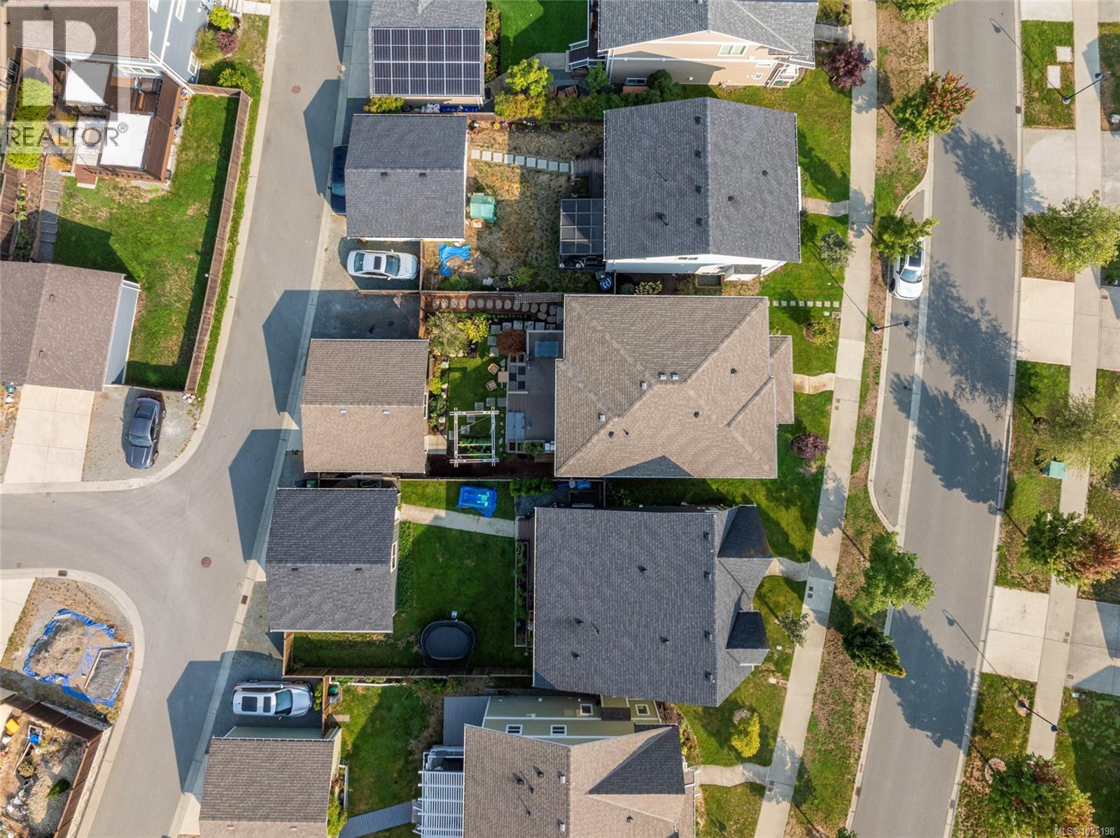 3460 SPARROWHAWK Ave, Colwood