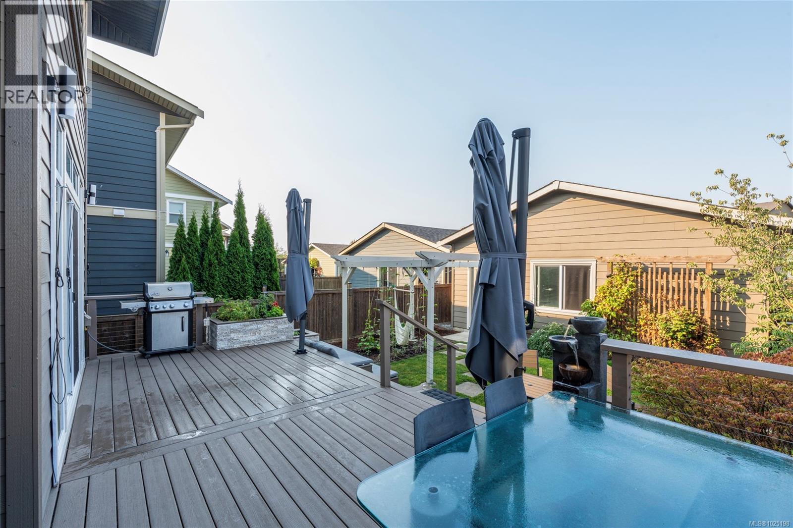 3460 SPARROWHAWK Ave, Colwood
