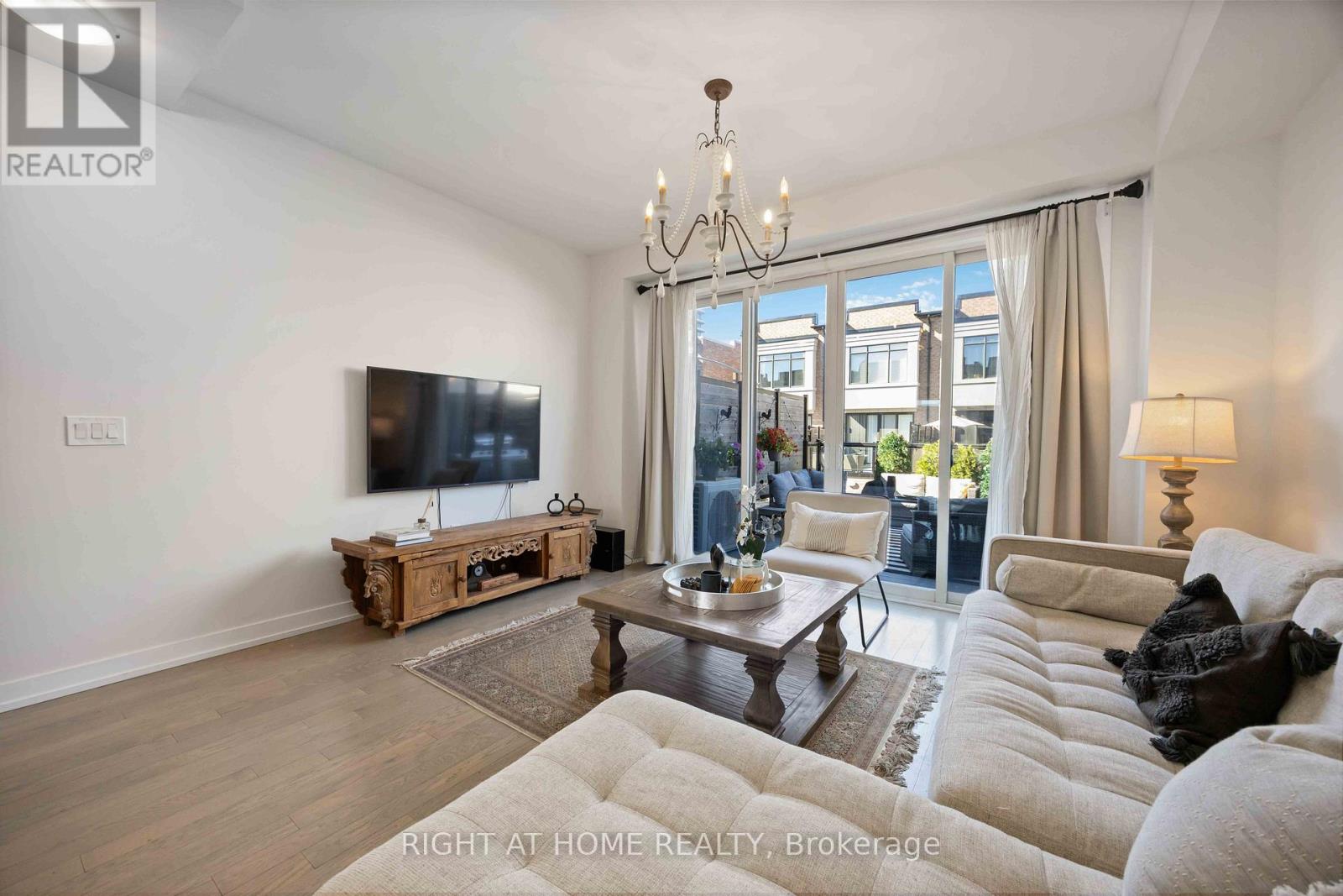 50 TROON AVENUE - Photo 4 of 26, Vaughan, Ontario