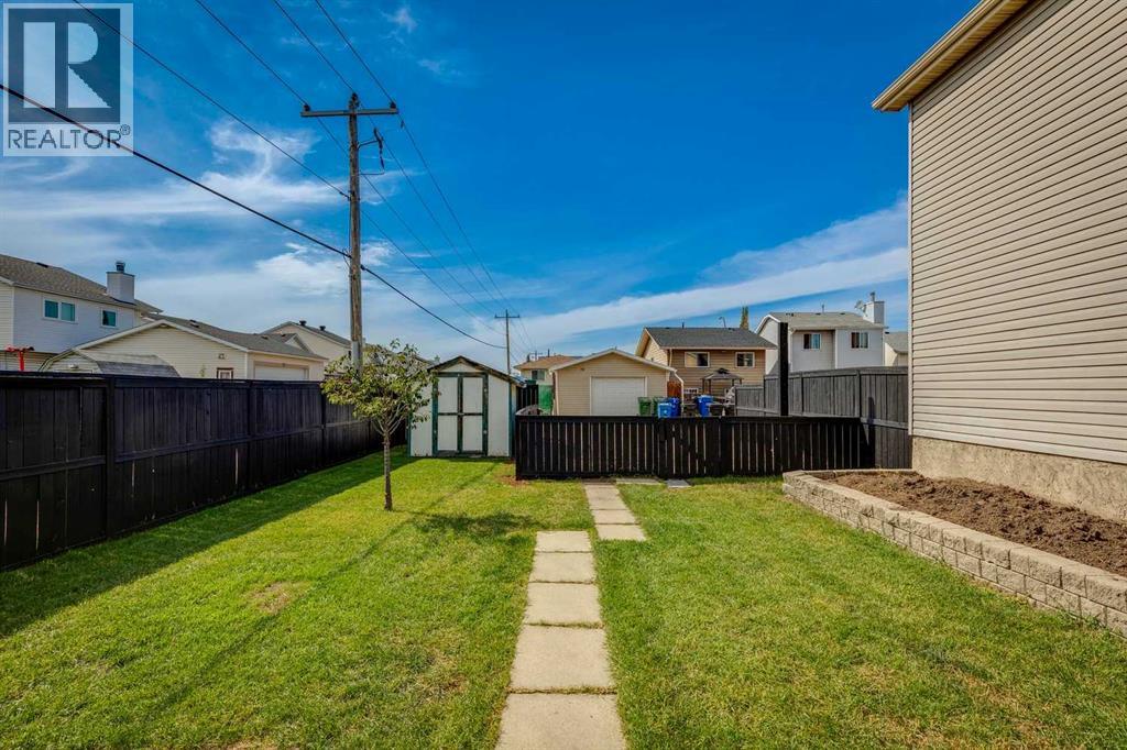 Single Family House Bungalow for Sale in  Erin Grove Court SE Erin Woods Calgary 