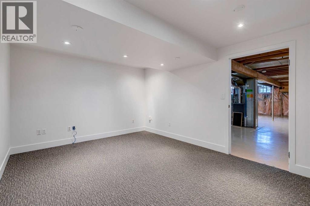 Single Family House Bungalow for Sale in  Erin Grove Court SE Erin Woods Calgary 