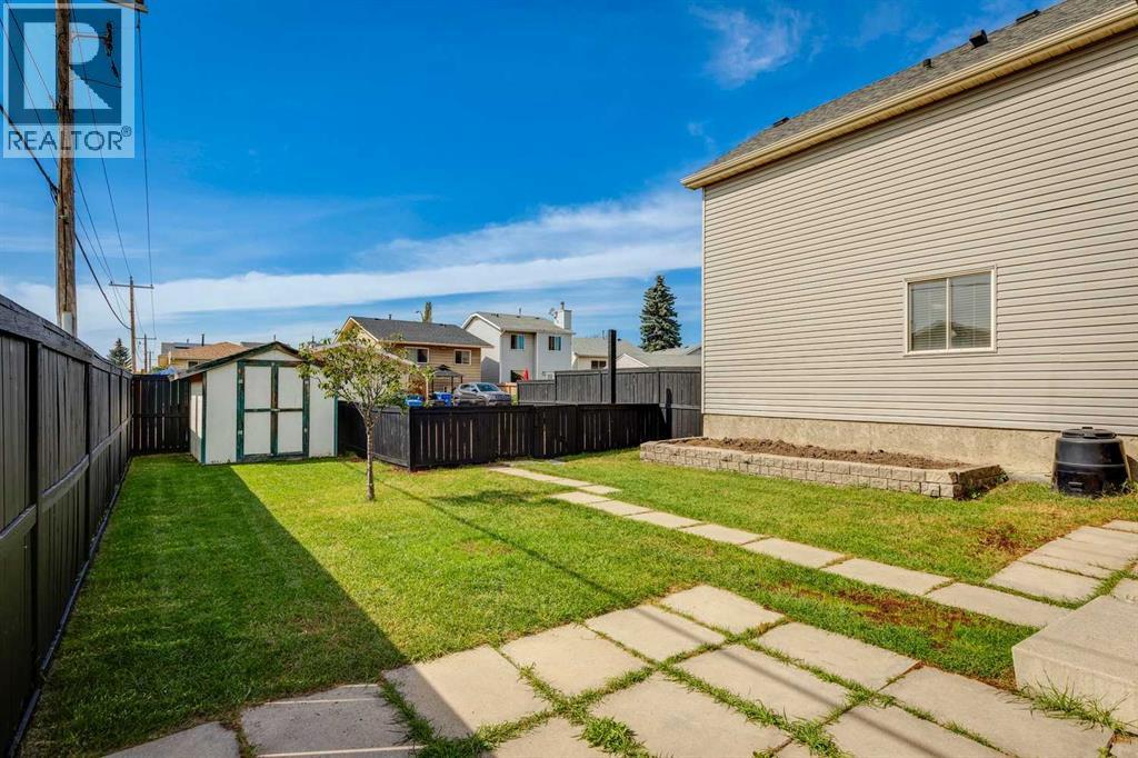 Single Family House Bungalow for Sale in  Erin Grove Court SE Erin Woods Calgary 