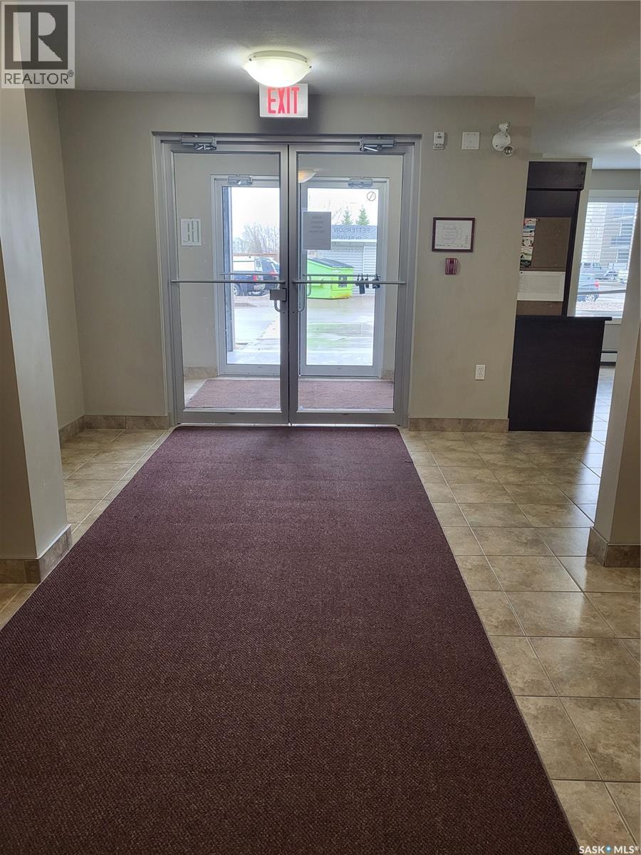 207 306 Petterson DRIVE - Photo 2 of 34, Estevan, Saskatchewan