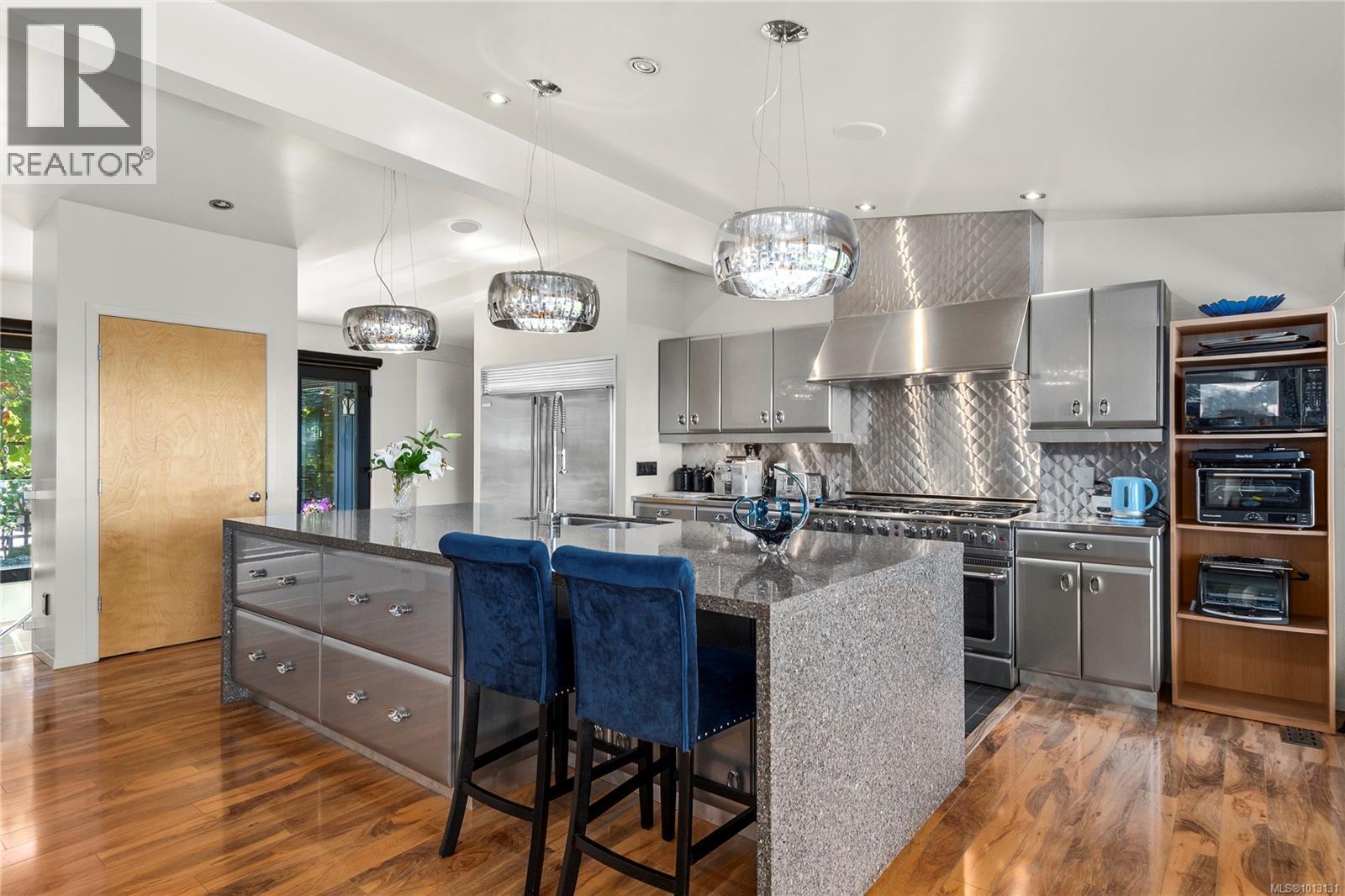 1093 Ash St, Campbell River