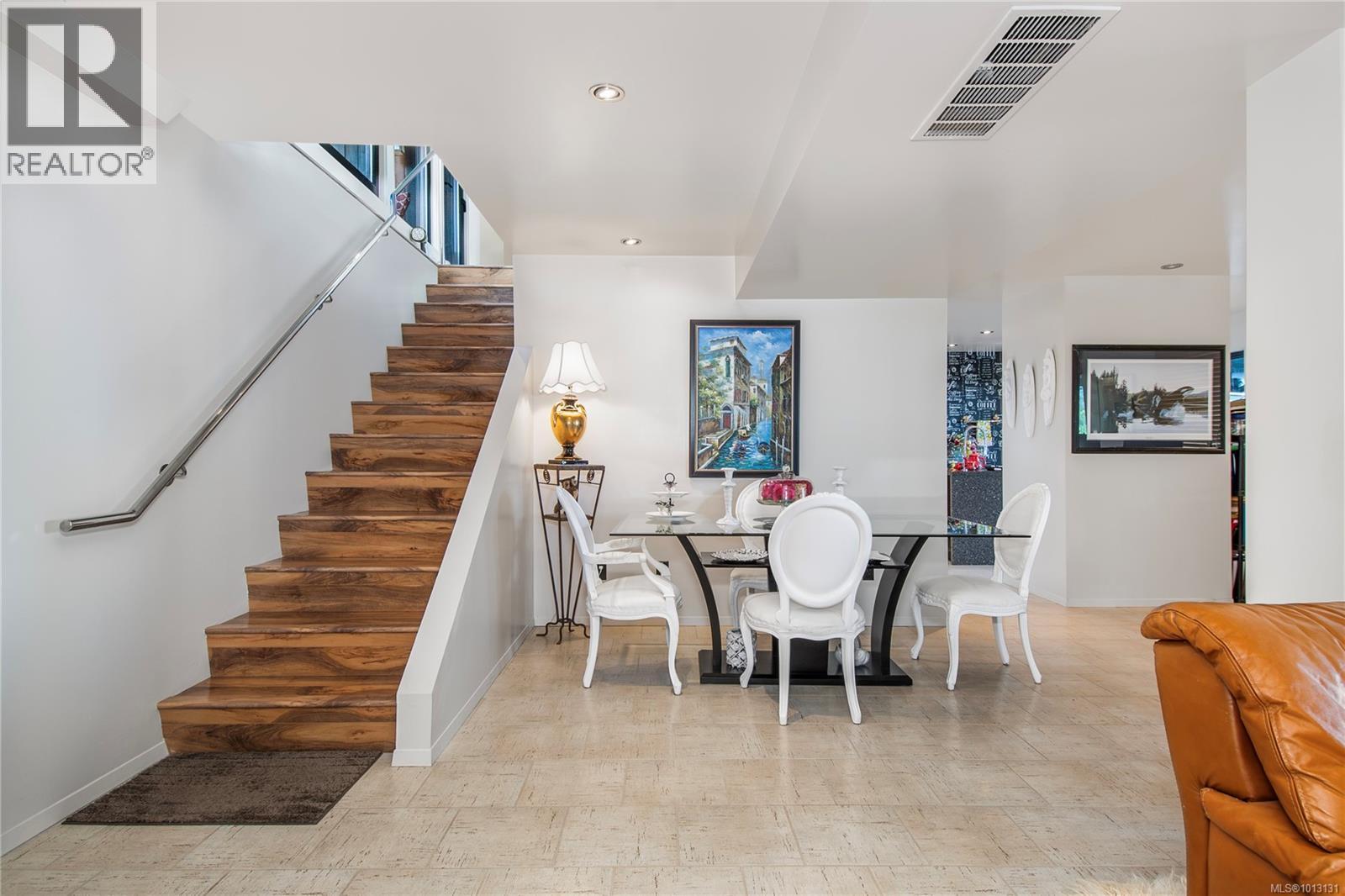 1093 Ash St, Campbell River