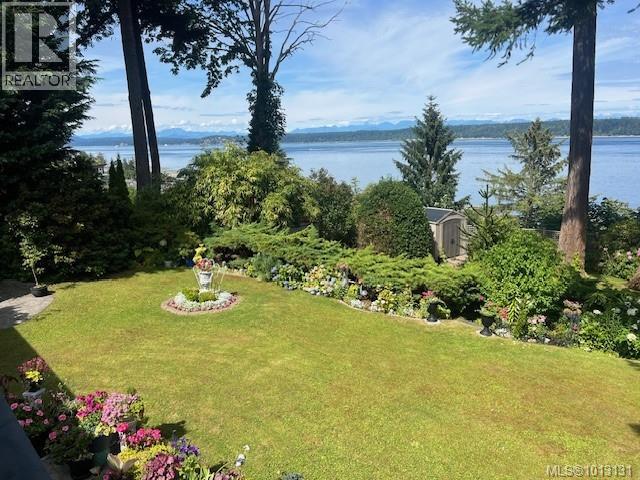 1093 Ash St, Campbell River