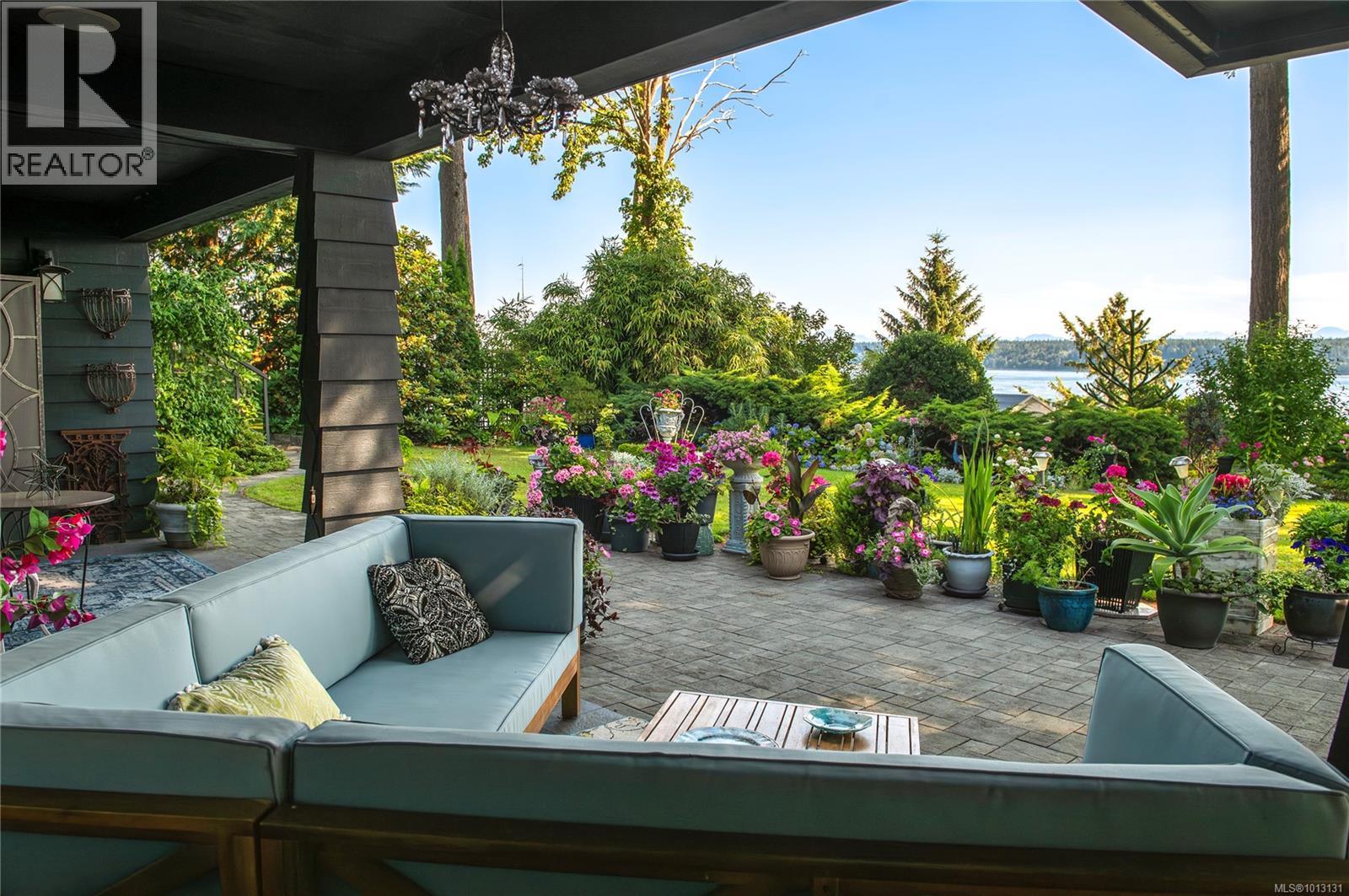 1093 Ash St, Campbell River