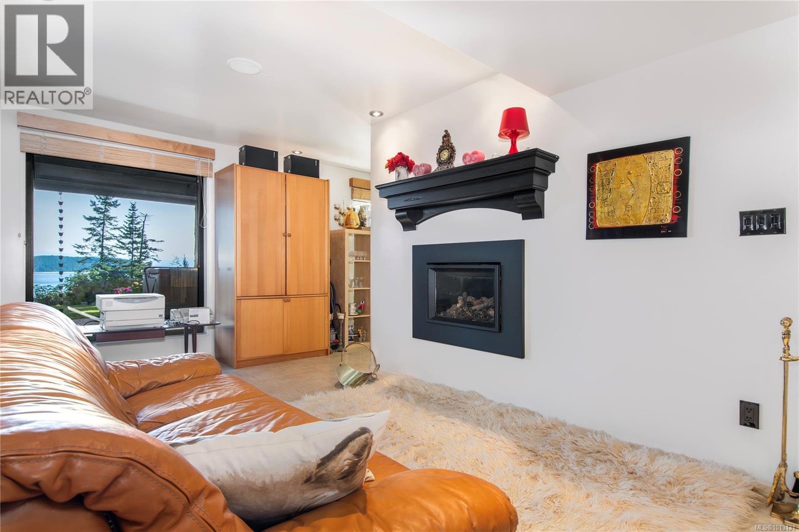 1093 Ash St, Campbell River