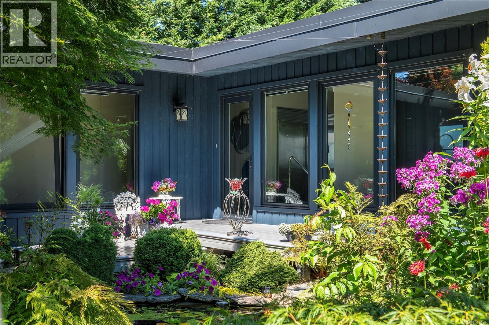 1093 Ash St, Campbell River